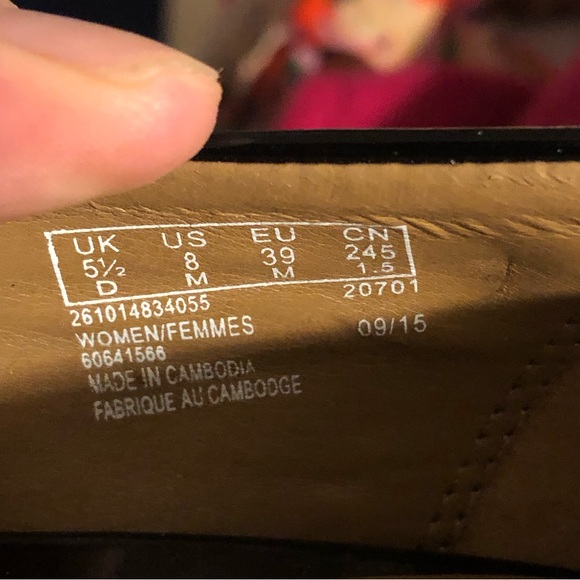 Clarks Collection Soft Cushion Black Platform Patent Leather Heels Size 8 Career - Picture 11 of 11